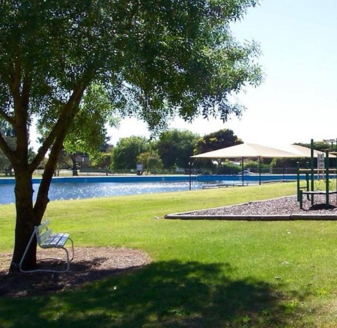 ホテル Millicent Lakeside Caravan Park エクステリア 写真